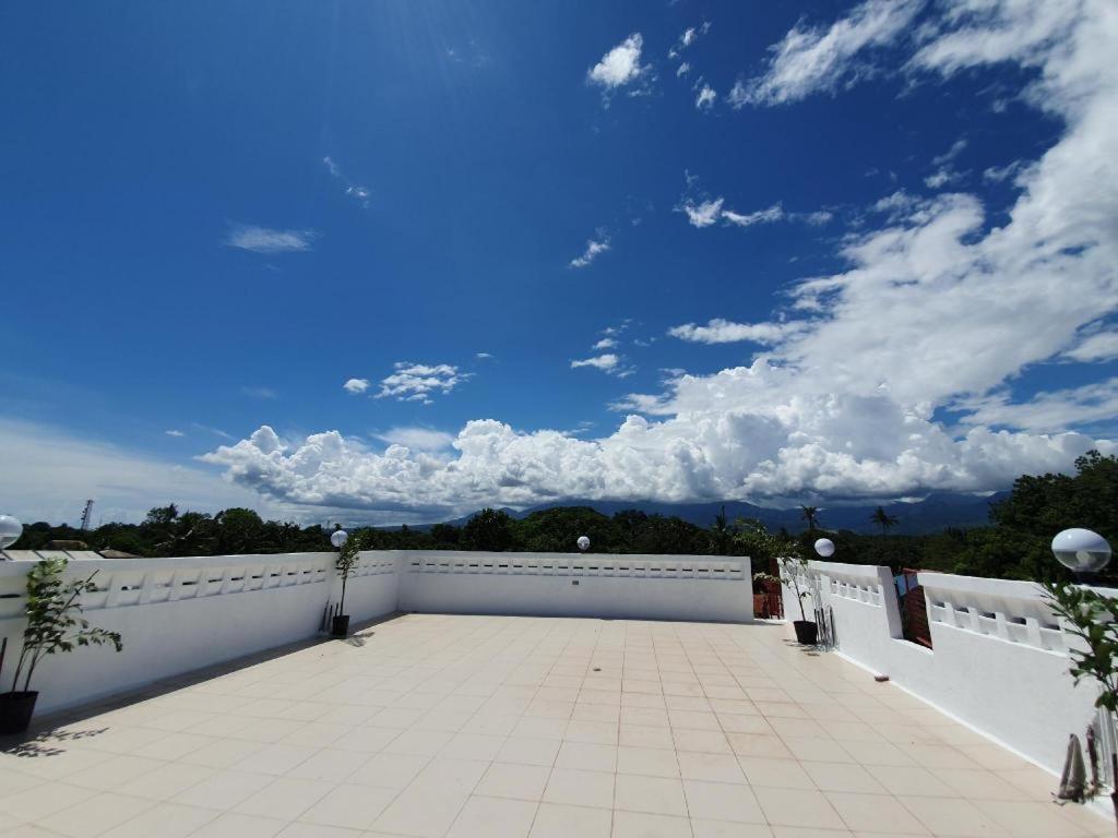 Lufian Dormitel Hostel Dumaguete City Kültér fotó