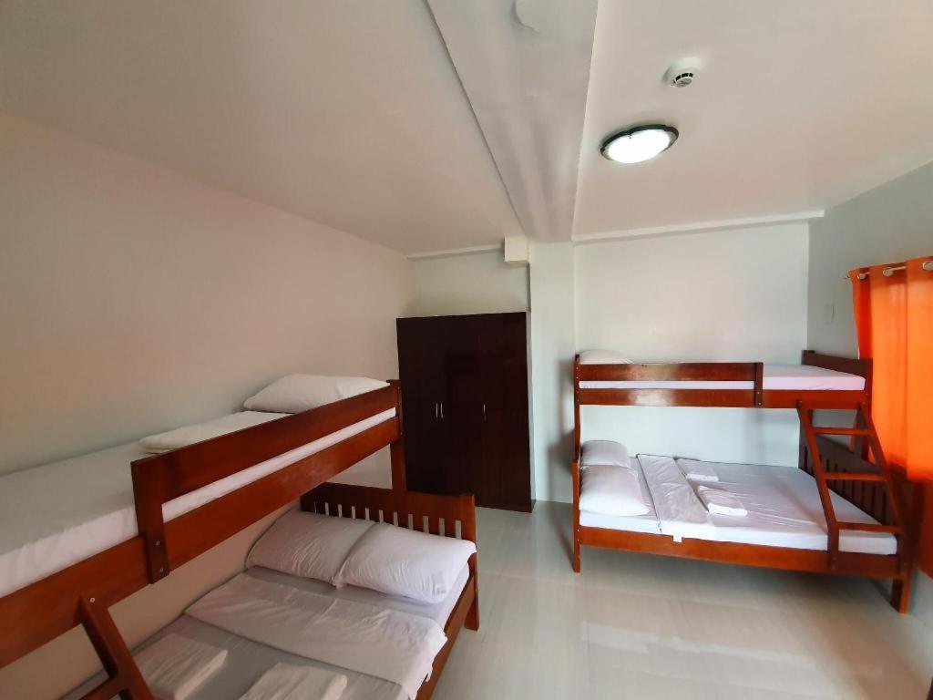 Lufian Dormitel Hostel Dumaguete City Kültér fotó