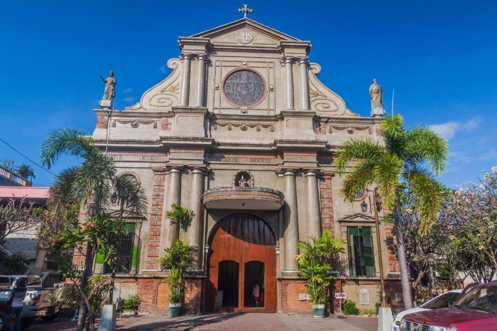 Lufian Dormitel Hostel Dumaguete City Kültér fotó